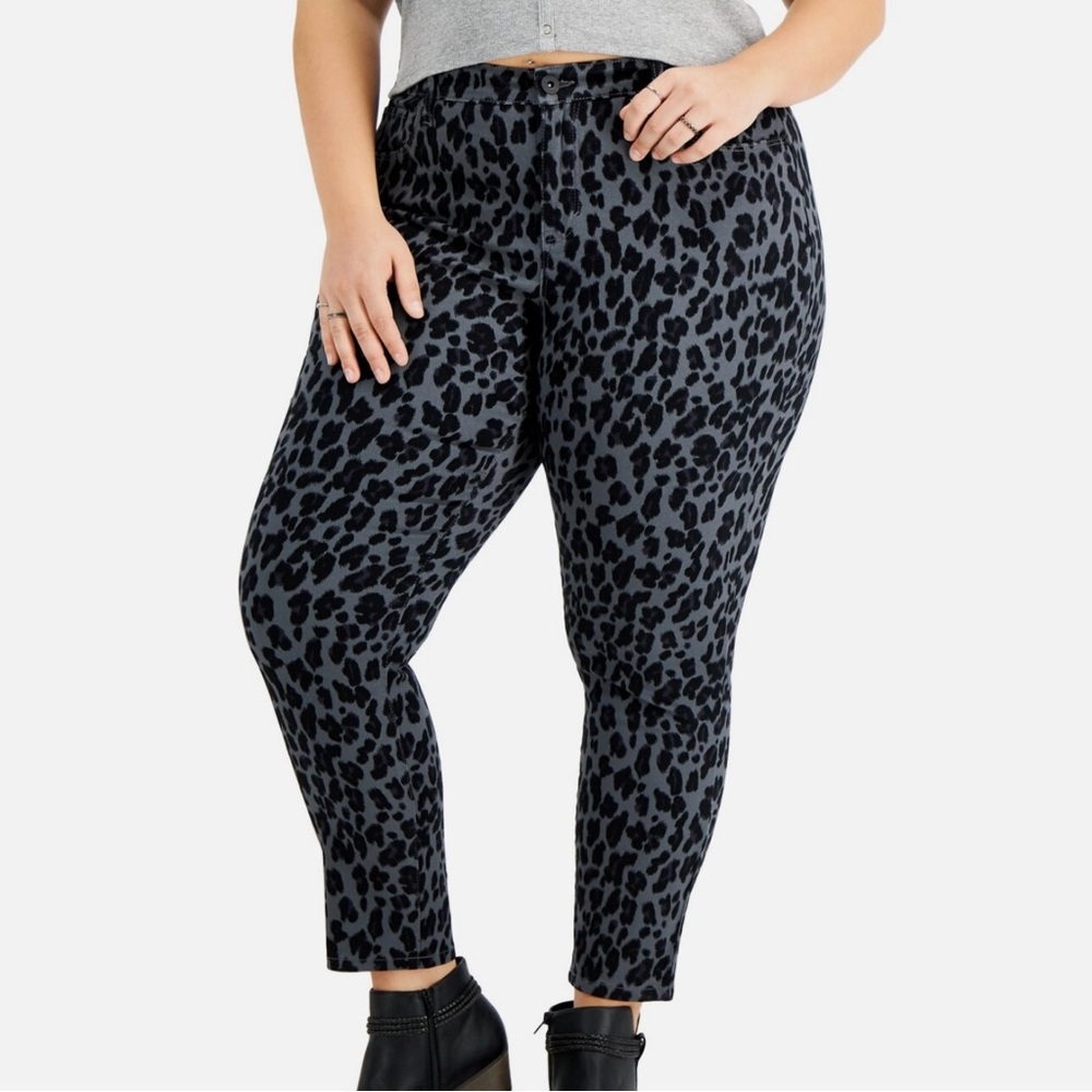 Style & Co Leopard Print Curvy Skinny Leg Jeans